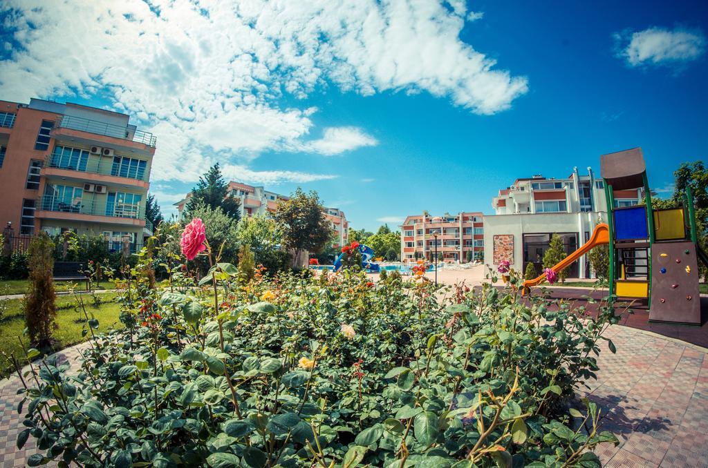 Sunny Fort Apartments Slăntjev Brjag Exteriör bild