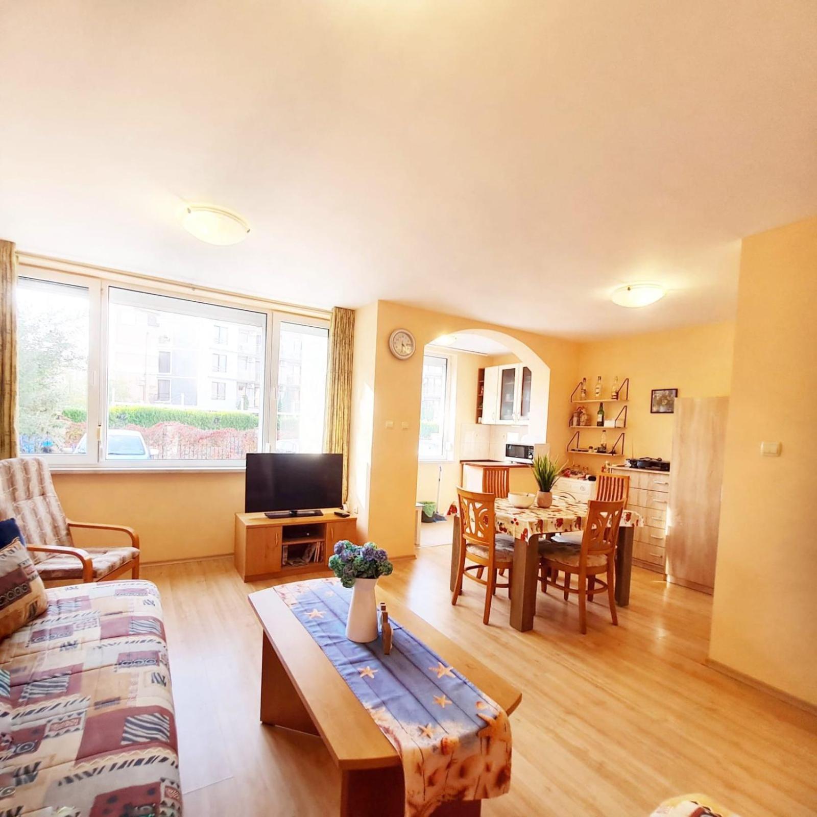 Sunny Fort Apartments Slăntjev Brjag Exteriör bild
