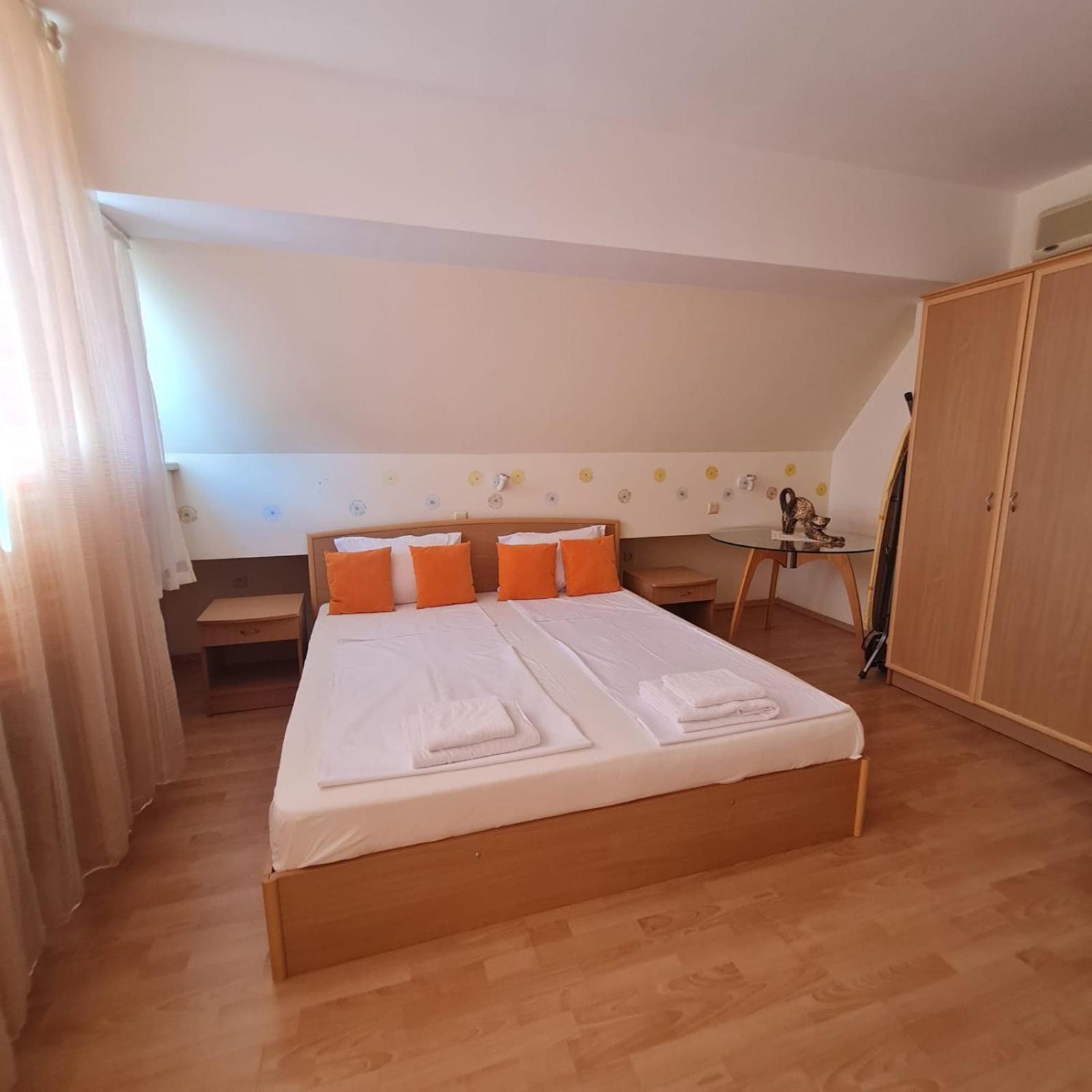 Sunny Fort Apartments Slăntjev Brjag Exteriör bild