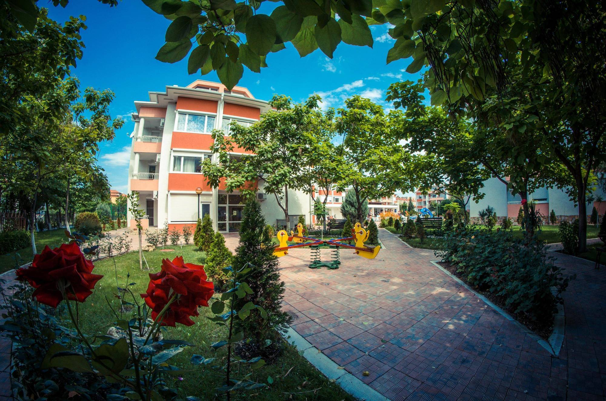 Sunny Fort Apartments Slăntjev Brjag Exteriör bild